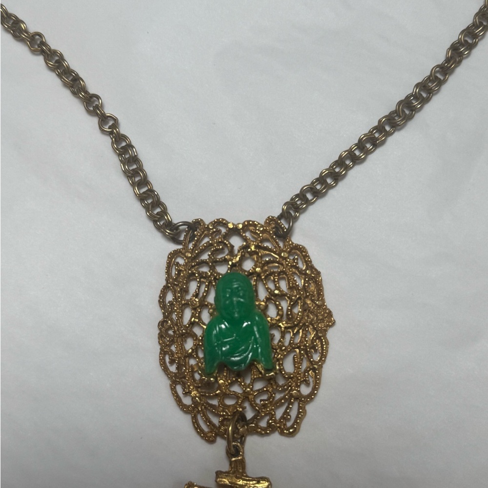 Vintage costume necklace. I believe it says “spring” - Picture 4 of 6